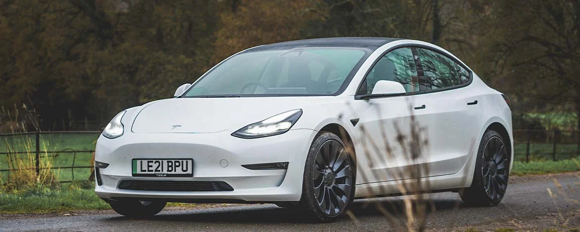 2021 tesla model 3 deals performance review